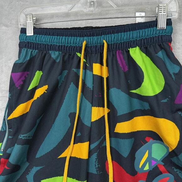 Nike Peace Love Basketball DNA Dri-Fit Elite Basketball Shorts Sz Small Graffiti - Picture 7 of 11